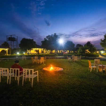 Tusk And Roar Corbett Resort, Jim Corbett Ramnagar  Luaran gambar